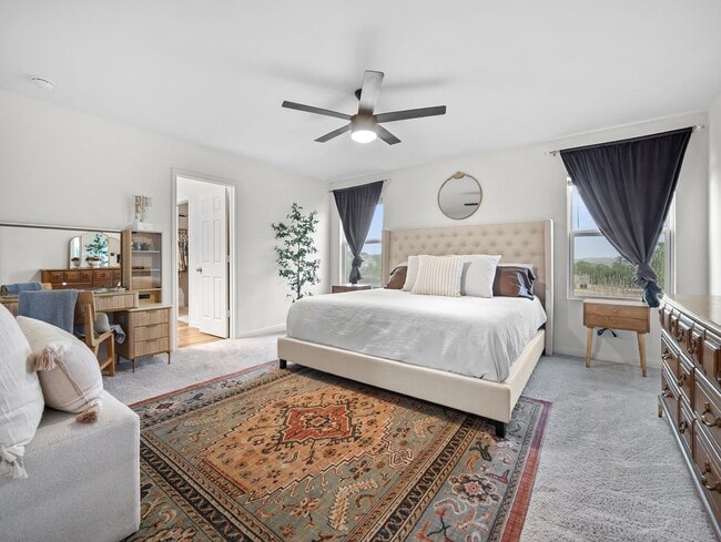 Building Photo - 5484 Rue Girard