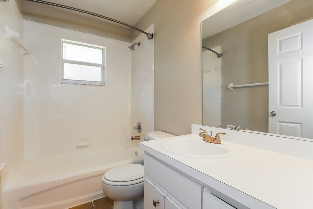 Building Photo - 5865 Daughtery Downs Loop