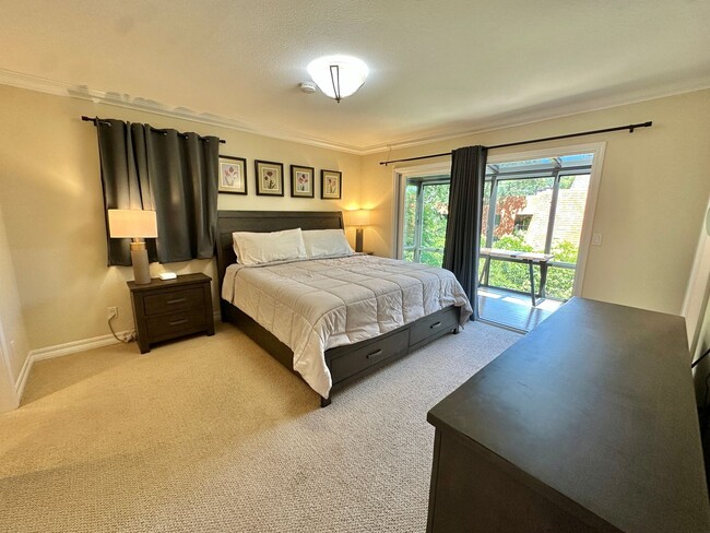 Building Photo - Beautiful San Rafael Home