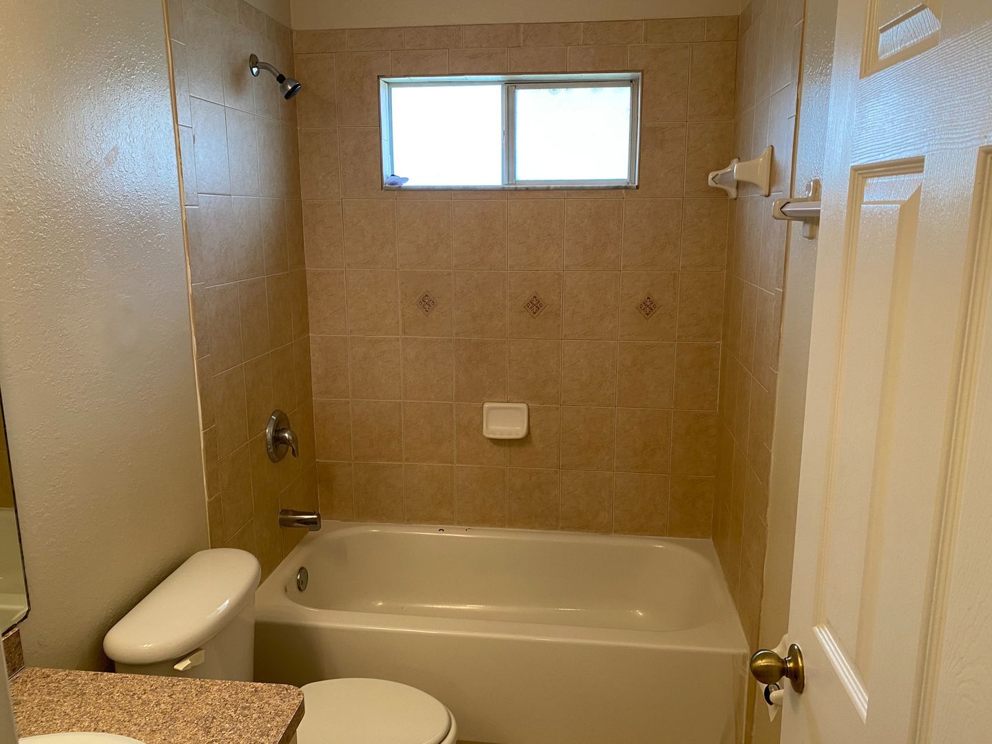 Building Photo - 1416-1418 W 12th St