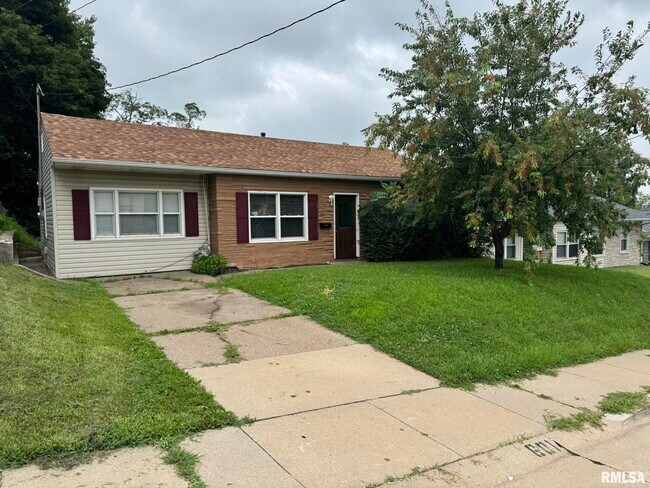 Primary Photo - 601 23rd St