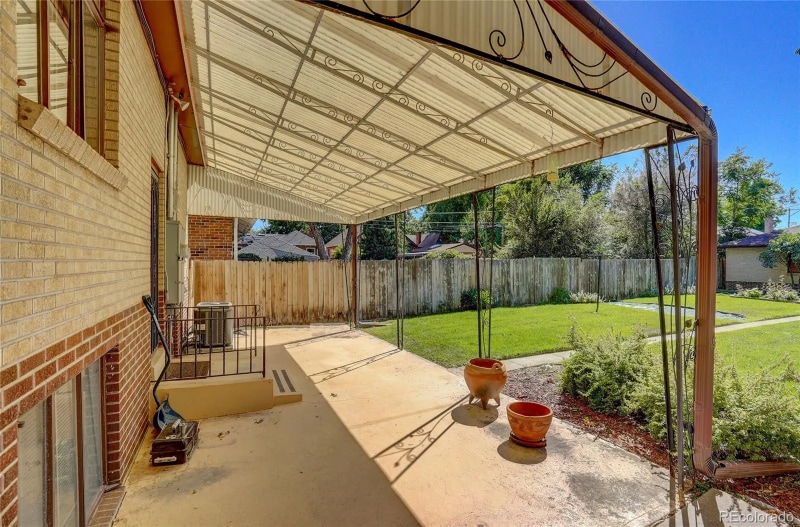 Building Photo - 4334 E Batavia Pl