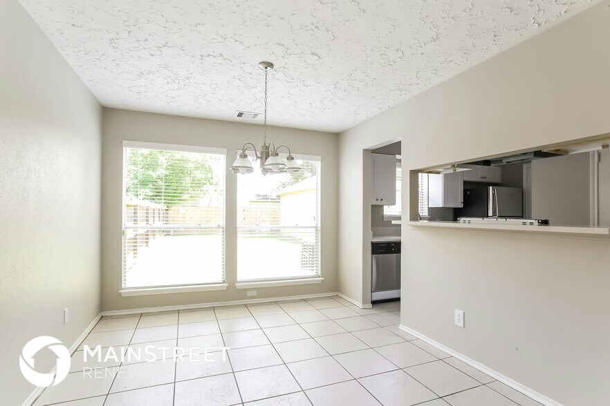 Building Photo - 16107 Diamond Ridge Dr
