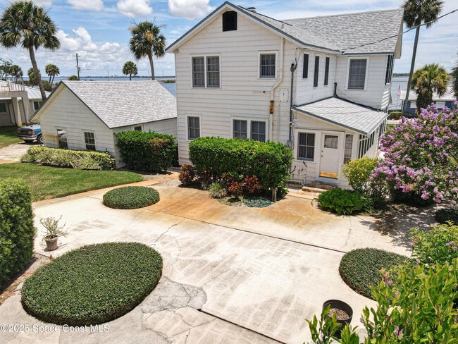 Building Photo - 2811 Indian River Dr