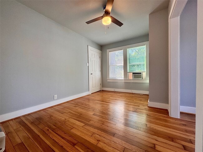 Building Photo - 5224 Leeland St