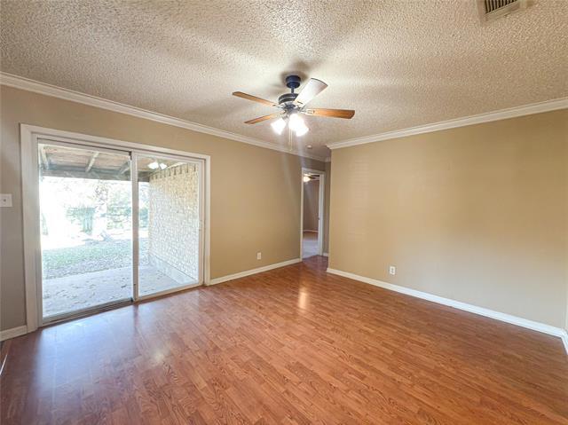 Building Photo - 2721 Buffalo Dr