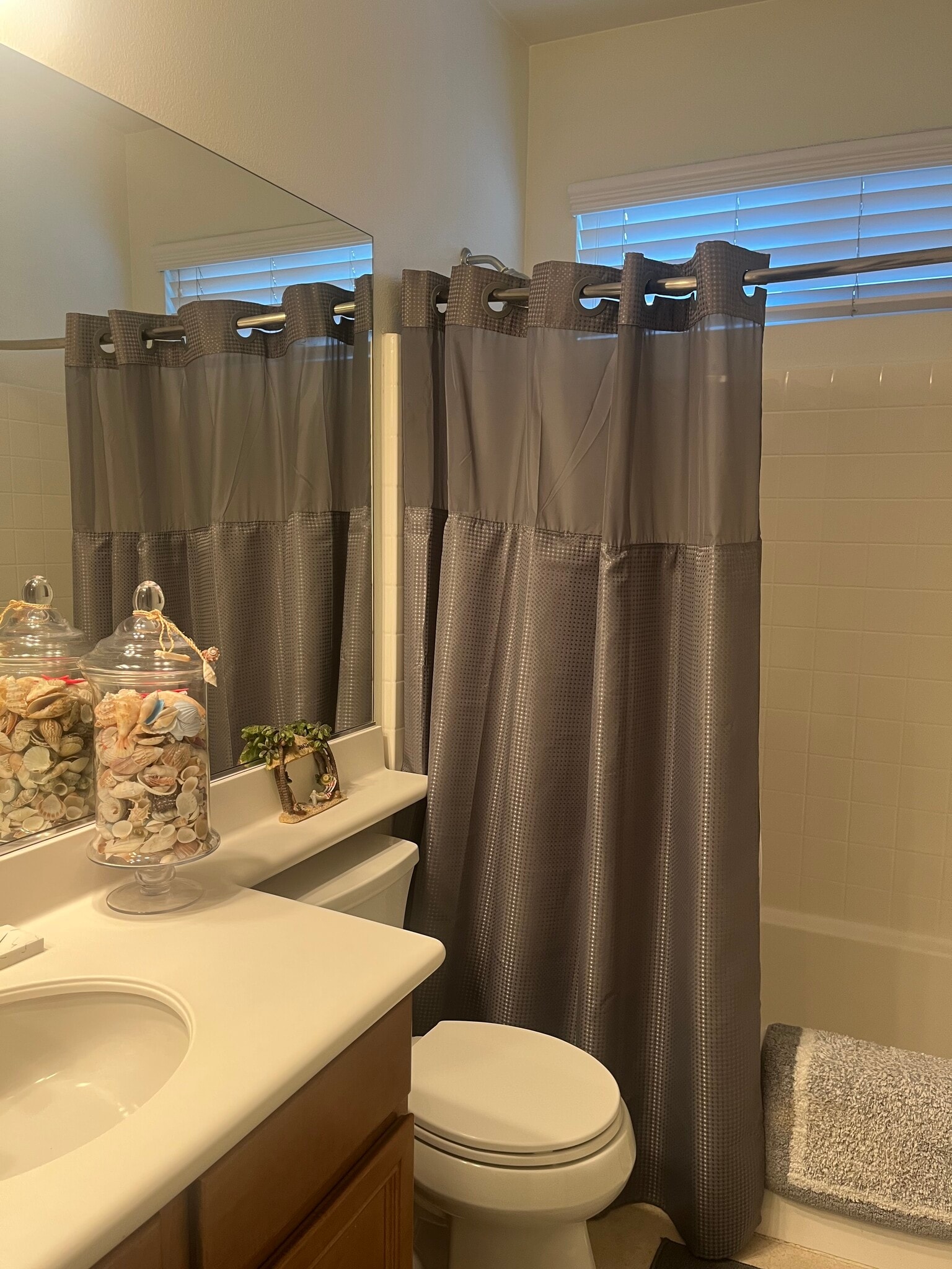 Building Photo - 8418 Lourenco Ln