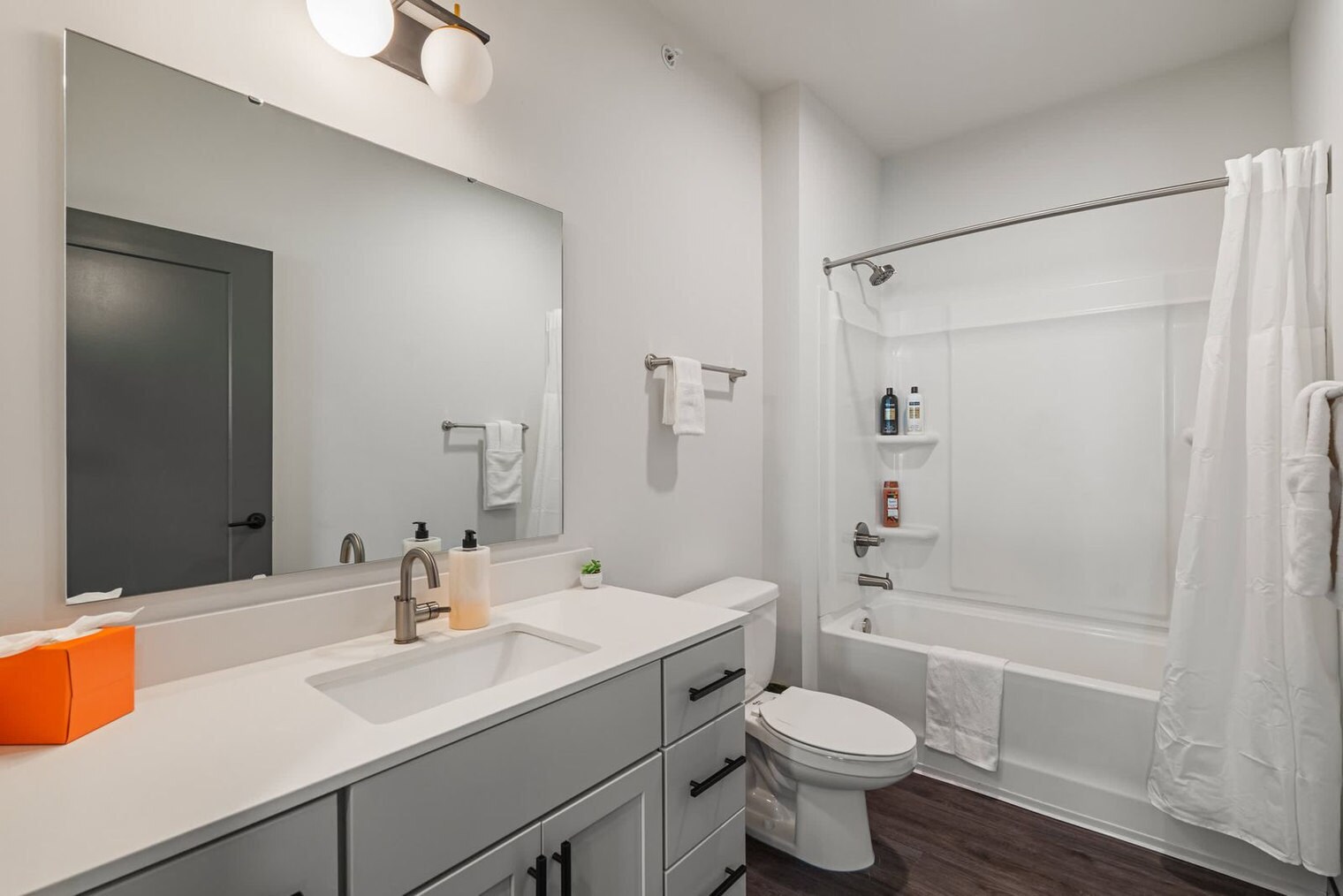 Building Photo - 6160 N Rural St