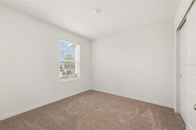 Building Photo - 16607 Luminary Lp