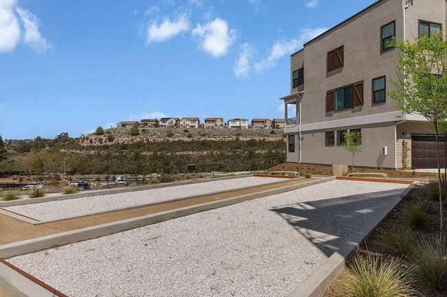Building Photo - BRAND NEW 4 BED, 3.5 BATHS, 2070 SQ FT TOWNHOME BY KH HOMES