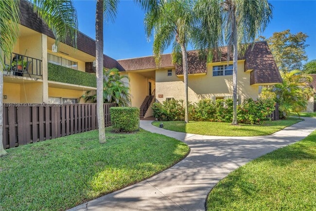 Primary Photo - 13712 SW 90th Ave