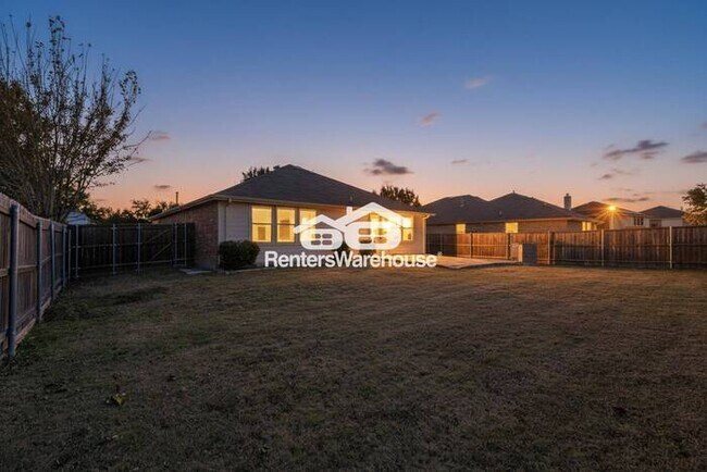 Building Photo - Completely Refreshed Forney Home MOVE IN R...