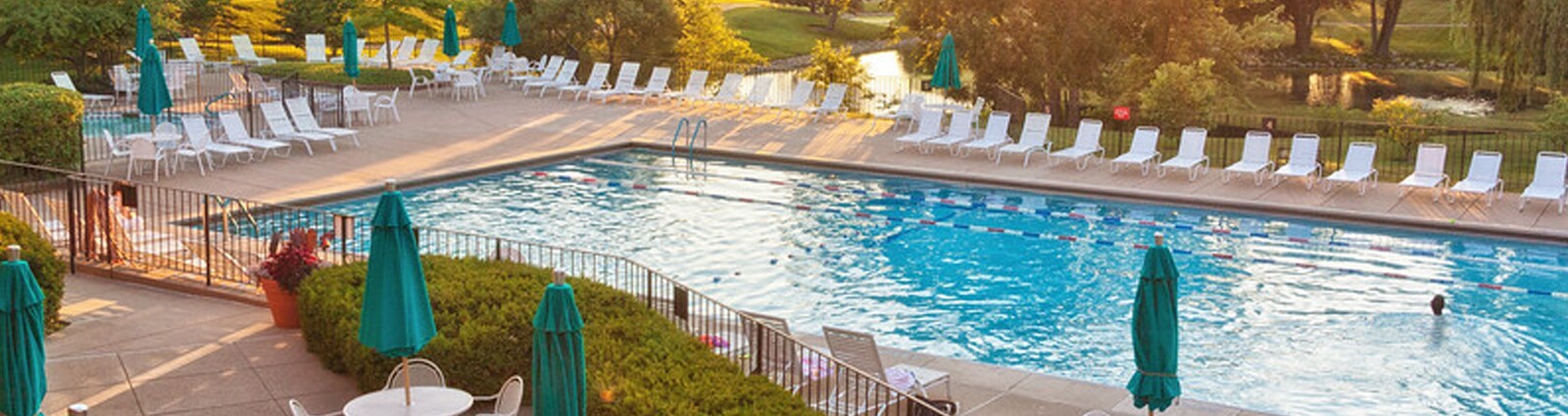 Outdoor pool - 25 Shoreline Rd