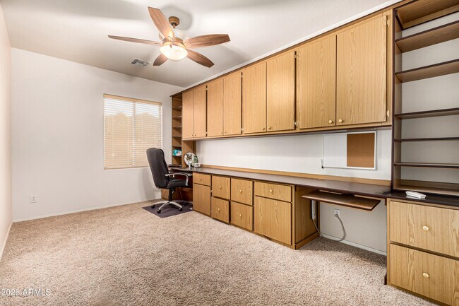 Building Photo - 15225 N 185th Ave