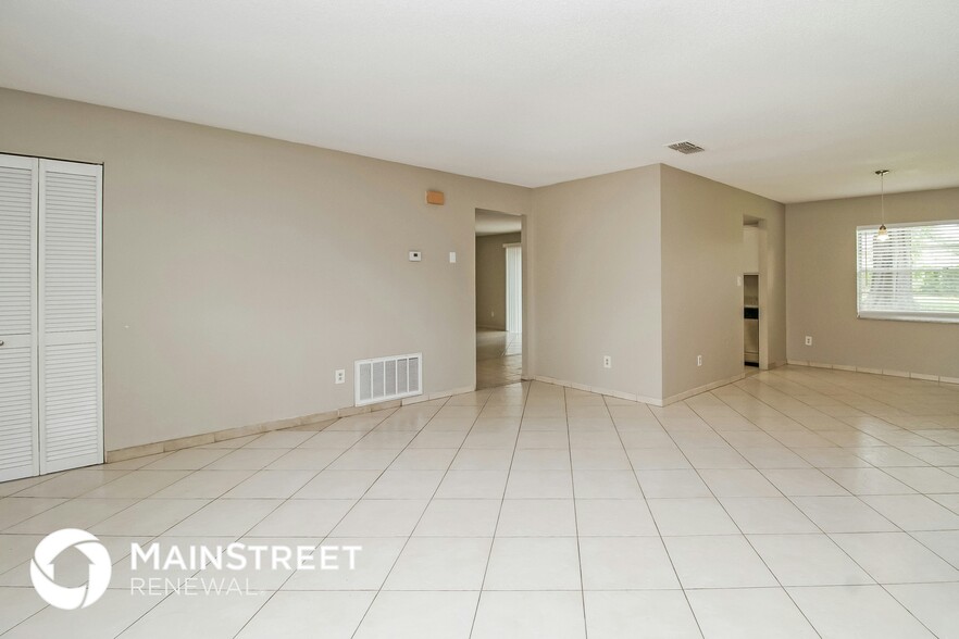 Building Photo - 6270 Sparling Hills Cir