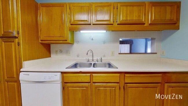 Building Photo - 6902 Persimmon Pl