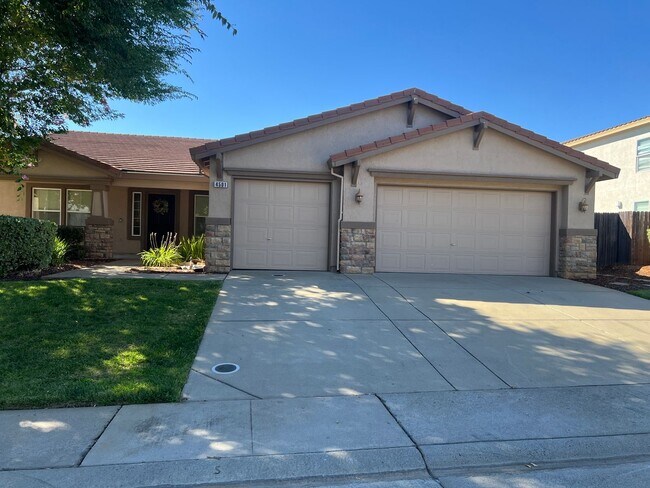 Building Photo - 4501 Waitsfield Cir
