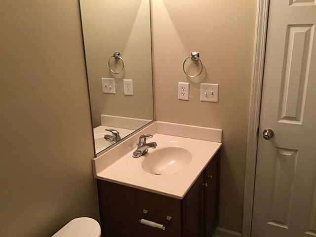 Building Photo - 7689 Natalie Commons Road