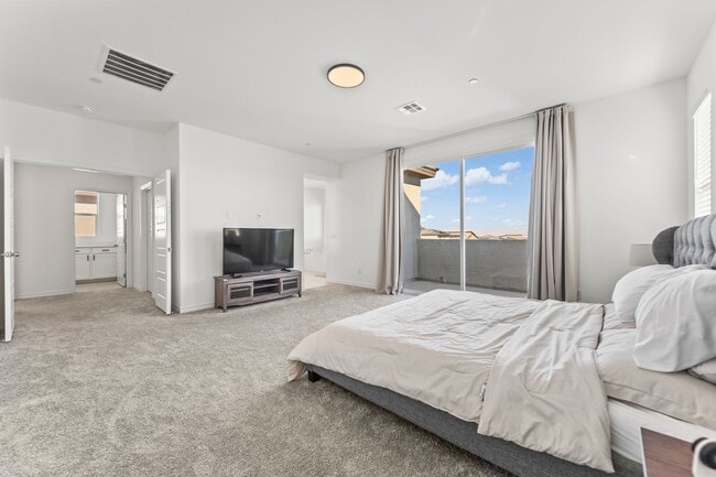 Building Photo - New Build, 4 bedroom, 3 full bathroom in the Master Planned Community; Landmark at Black Mountain...