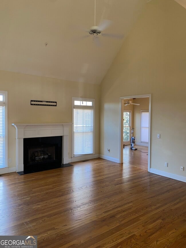 Building Photo - 1313 Bailey's Corner