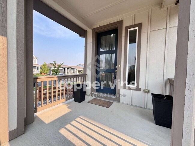 Building Photo - 510 W 175th Pl