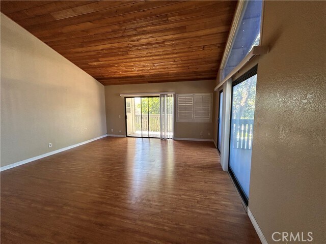 Building Photo - 3636 Sumner Ave