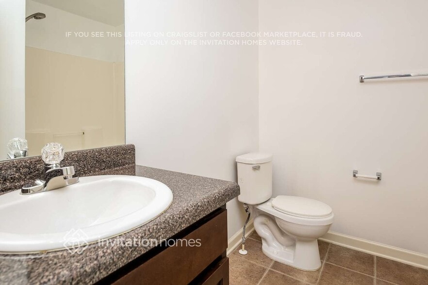 Building Photo - 415 Mulberry Park Cir