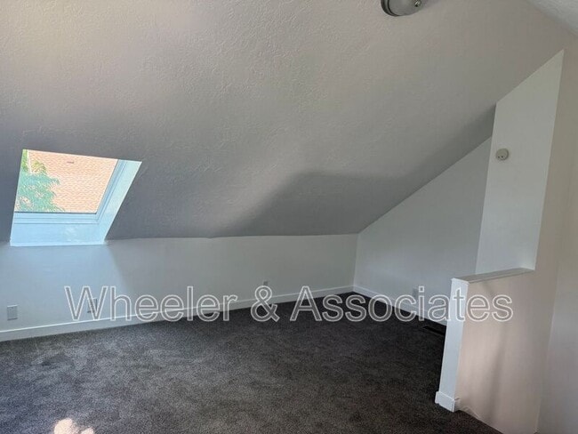 Building Photo - 1083 S 1200 W