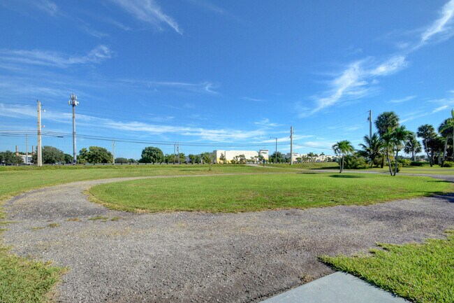 Building Photo - 6698 Belvedere Rd