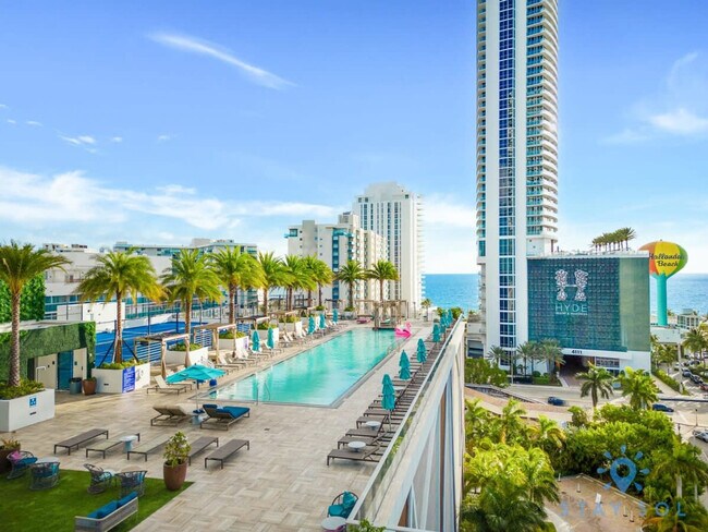 Building Photo - 4010 S Ocean Dr