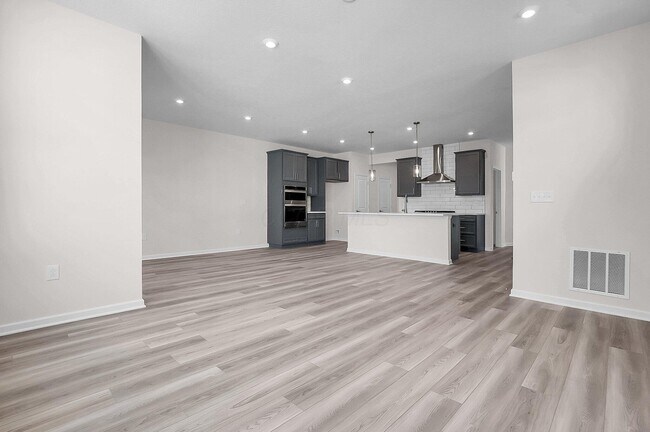Building Photo - 6582 Wheatly Rd