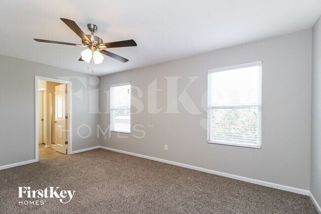 Building Photo - 726 Petree Farm Ln
