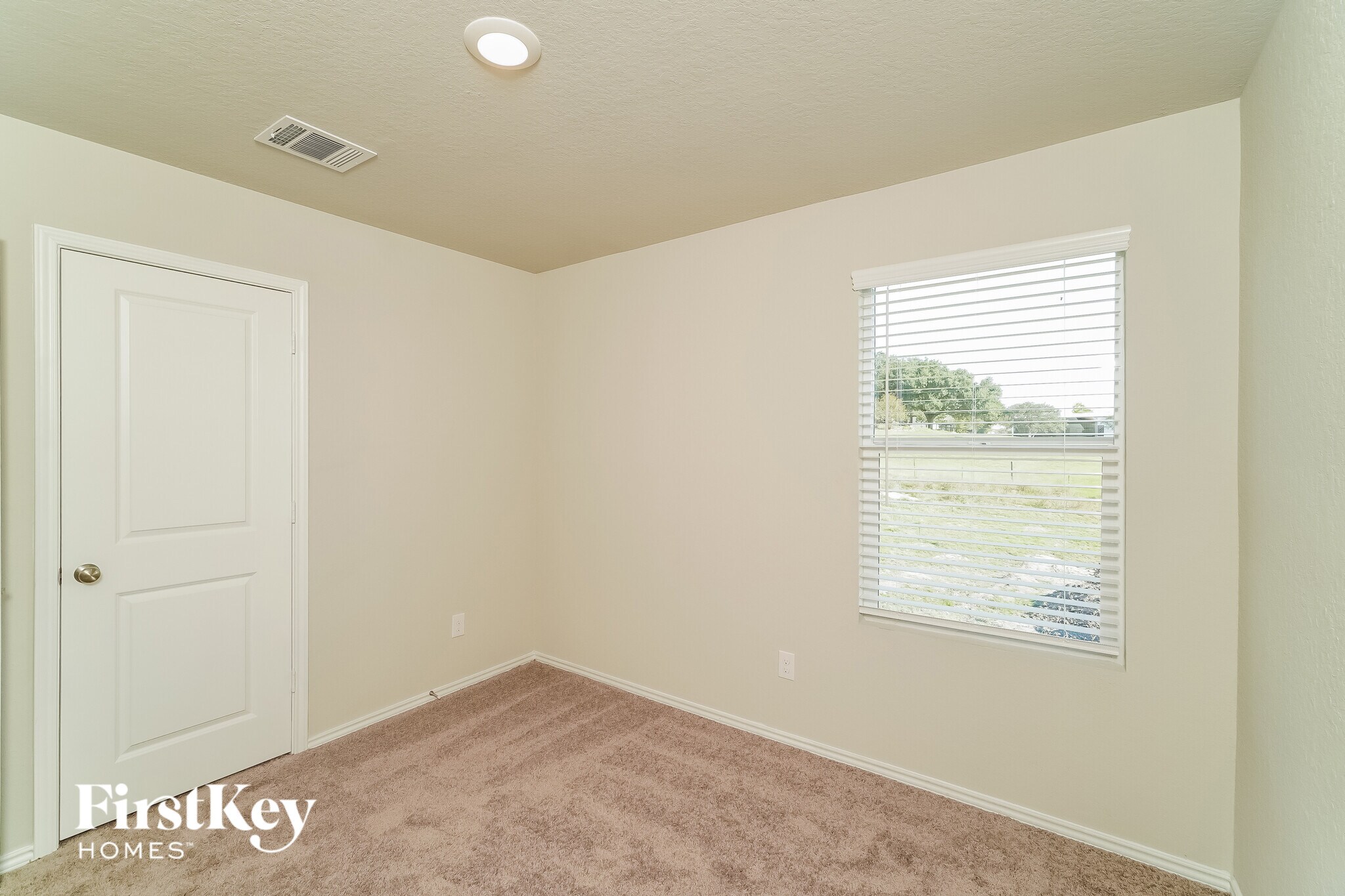 Building Photo - 13244 Rosemary Cove