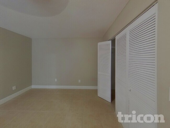 Building Photo - 1751 Shady Leaf Dr