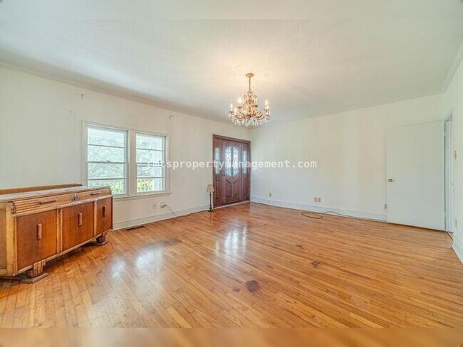 Building Photo - 7680 Jefferson River Rd