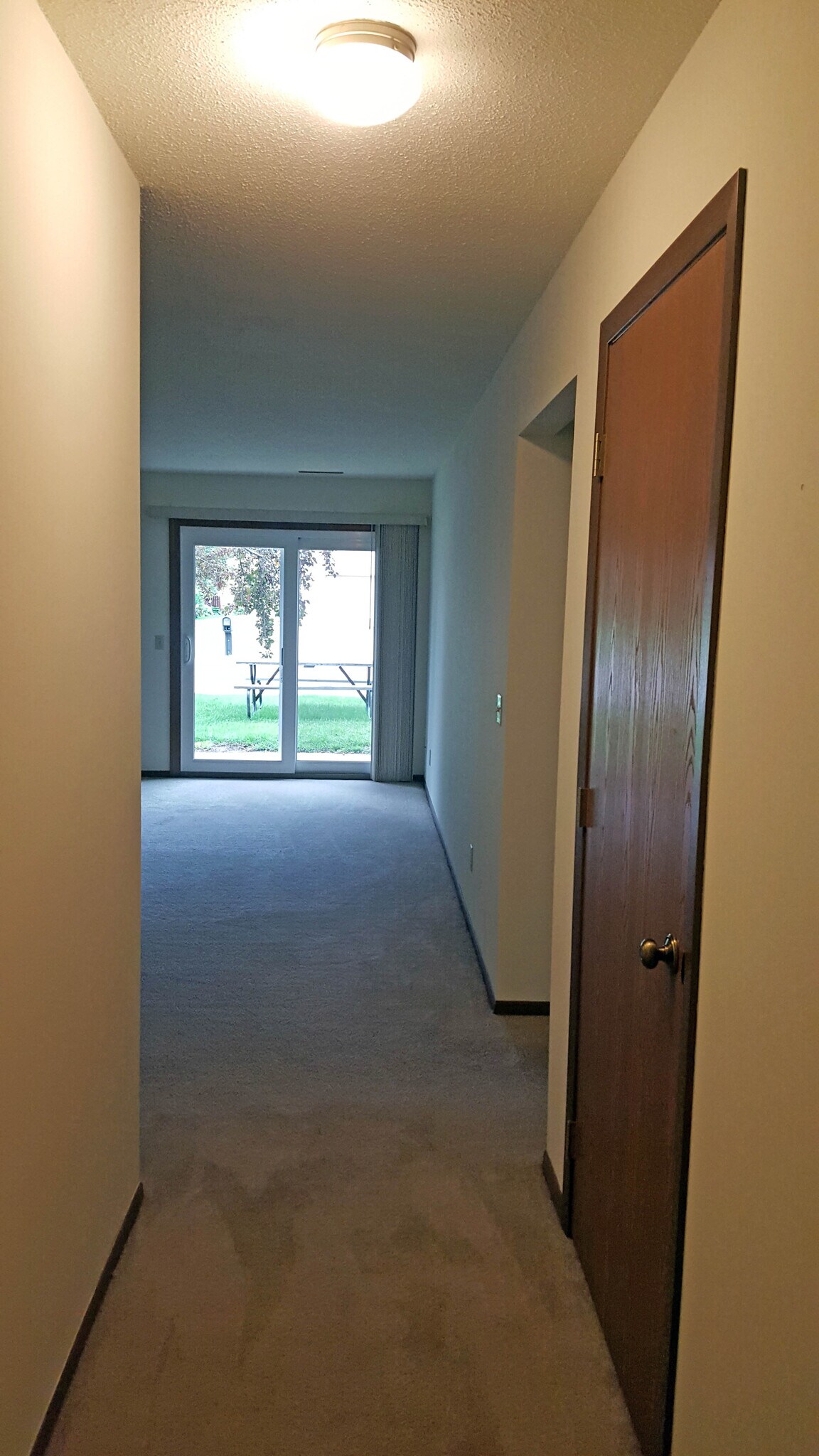 Building Photo - 601 Pfau St