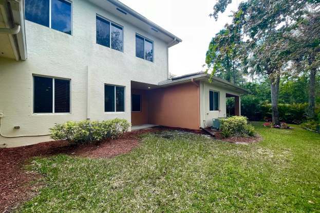 Building Photo - 2563 Stockbridge Square SW