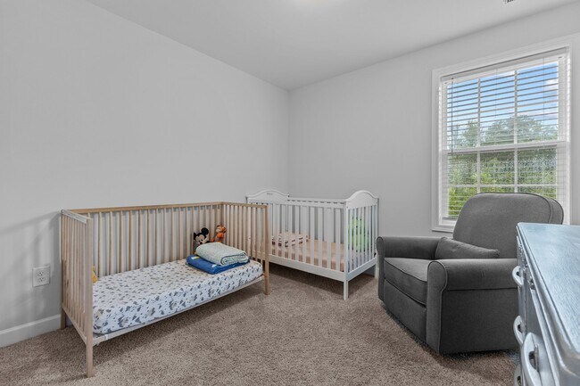 Building Photo - 1145 Camellia Dr