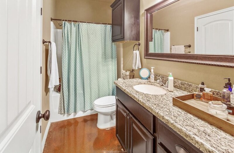 Building Photo - 3207 Papa Bear Dr