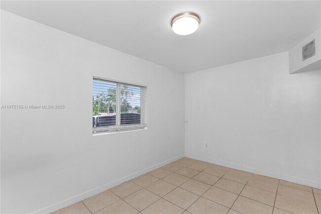 Building Photo - 251 NW 110th St