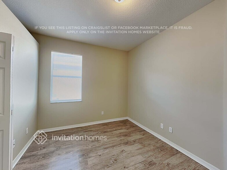 Building Photo - 13707 Ogakor Dr