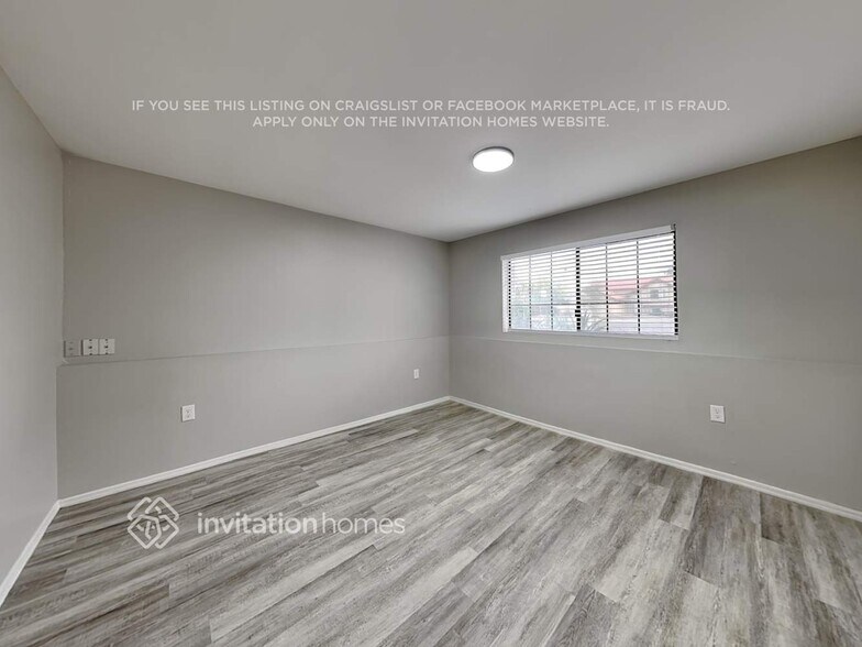 Building Photo - 1208 W Sand Hills Ct