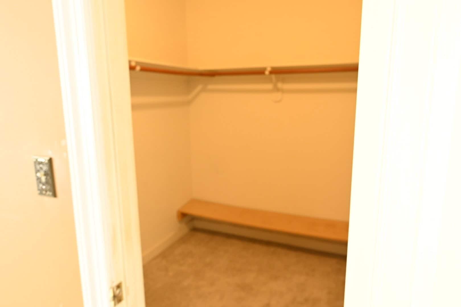Building Photo - 5206 Bamburg Ct