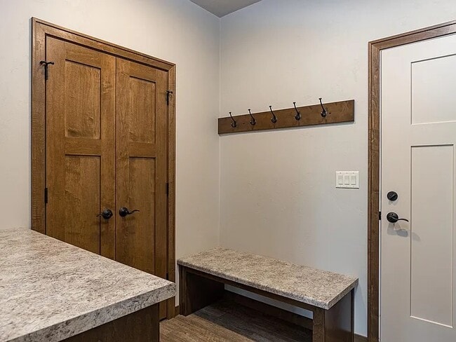 Building Photo - 1139 Craftsmen Ct