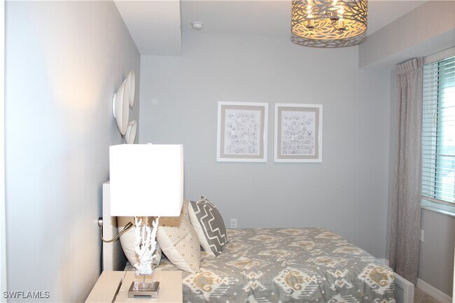 Building Photo - 5527 Double Eagle Cir