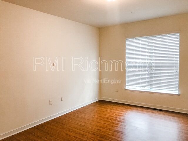 Building Photo - 4707 Brydes Ln