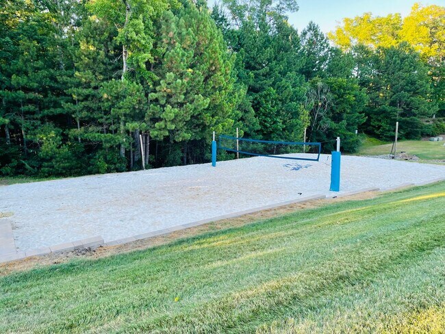 Building Photo - PARK FLEX STAYS: Fantastic Location! Updat...