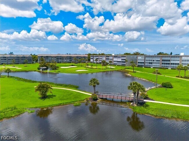 Building Photo - 14751 Hole in 1 Cir