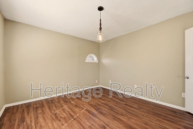 Building Photo - 1309 Huntington Rd SW