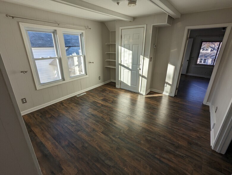 Living Room - 1605 3rd St NE